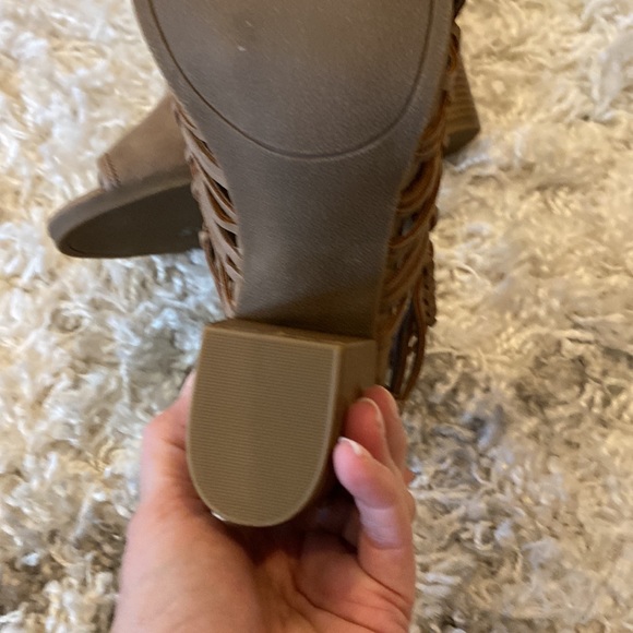 Women’s NWT open toe booties - Picture 5 of 8